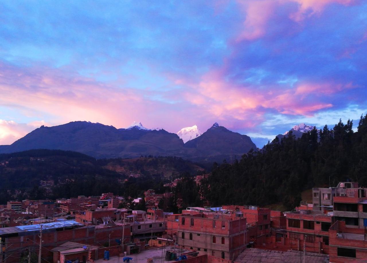 Scheler Artizon Trek'S House Vandrerhjem Huaraz  Eksteriør bilde