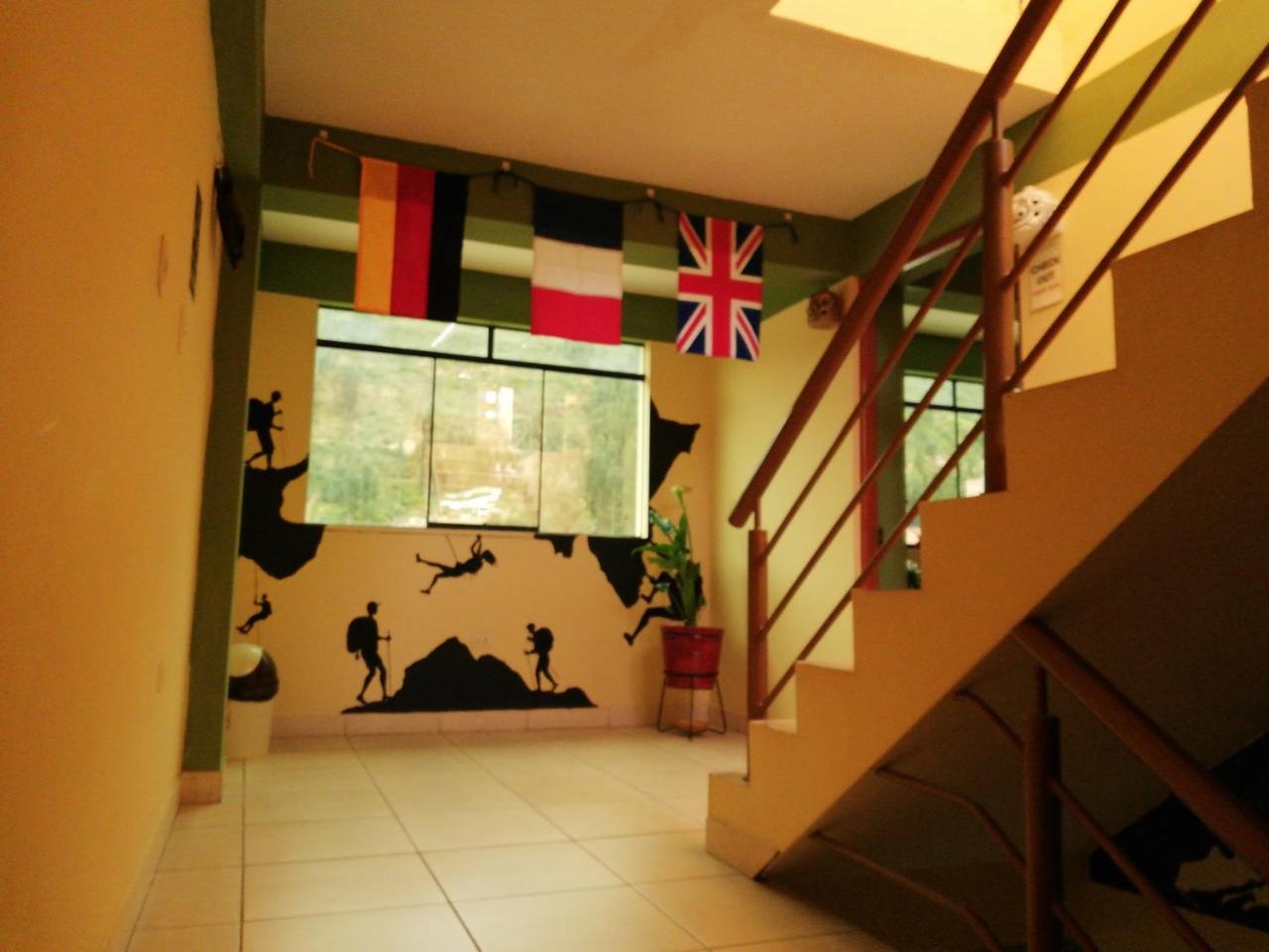 Scheler Artizon Trek'S House Vandrerhjem Huaraz  Eksteriør bilde